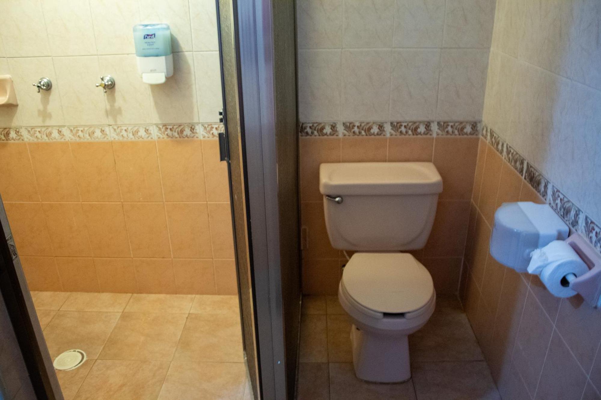 Hotel Vista Caribe 5Ta Av A 5 Pasos De La Playa Плая-дель-Кармен Экстерьер фото